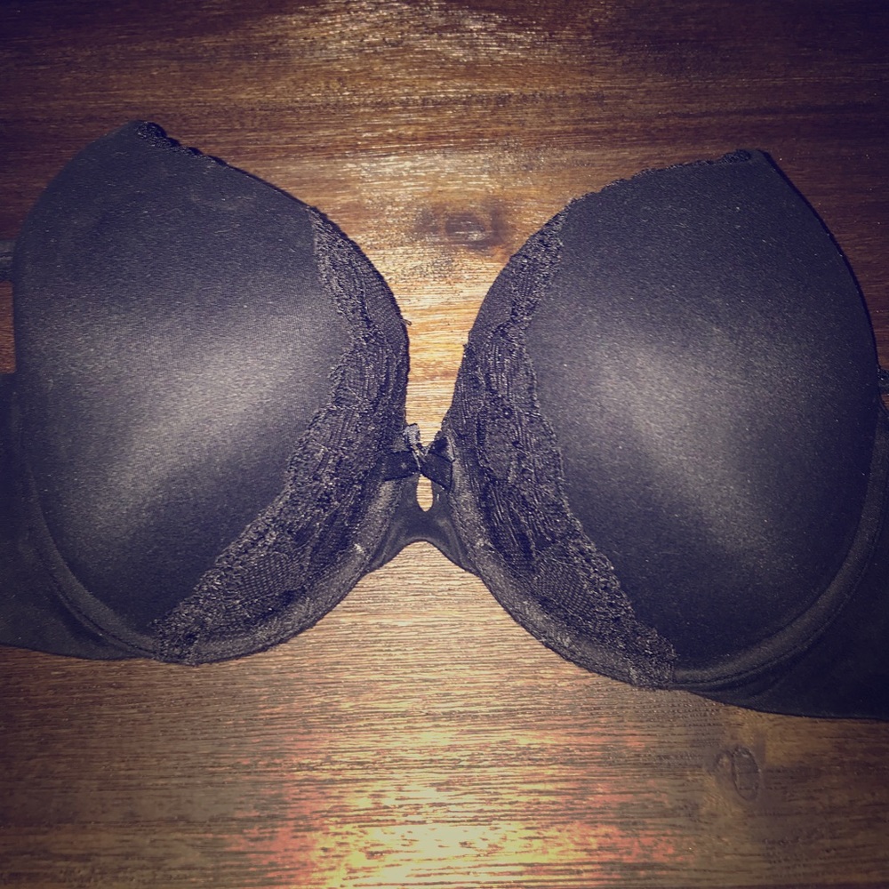 Victoria’s Secret Body by Victoria Bra